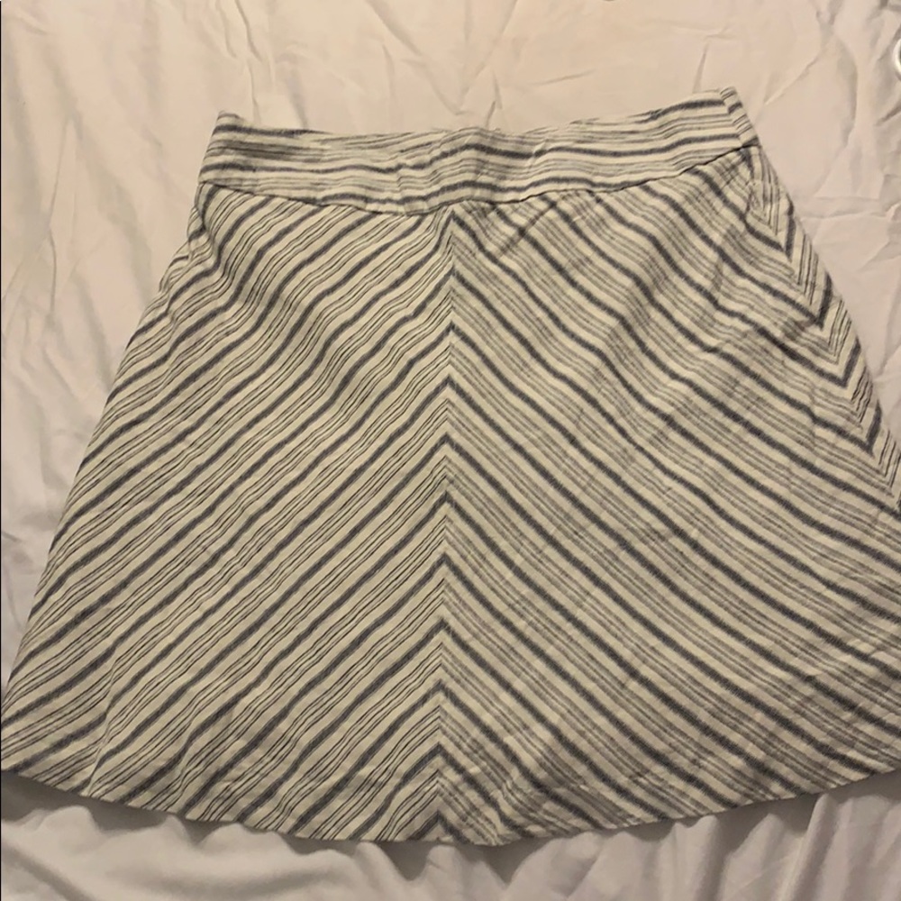Ladies skirt